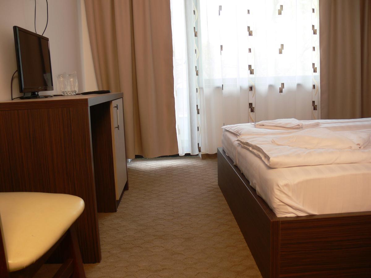 Litoralul romanesc - Siret Hotel 3* by Perfect Tour - 3 | YEO