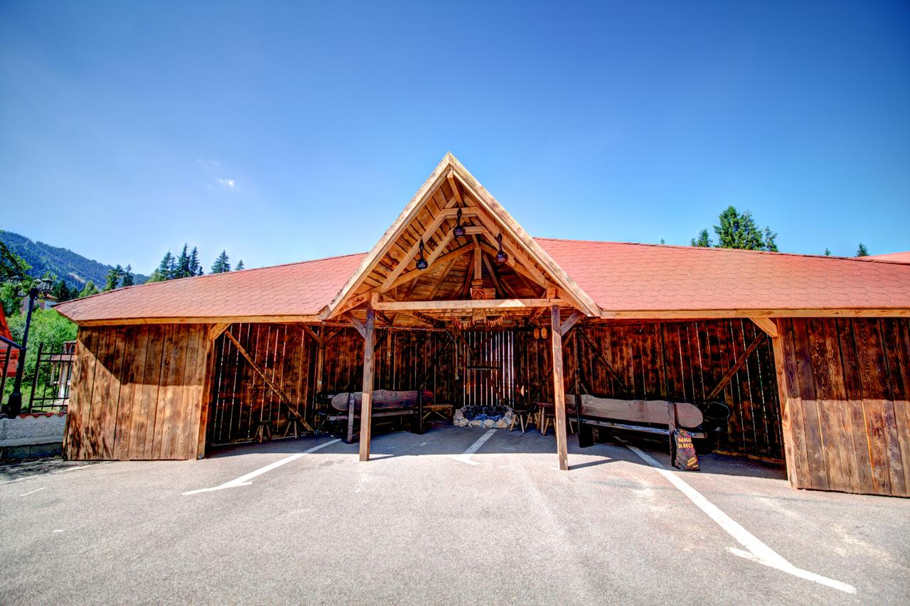House of Dracula Hotel 4* Poiana Brasov by Perfect Tour - 2 | YEO