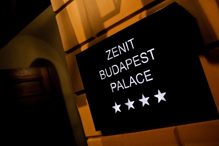 Zenit Budapest Palace 4*