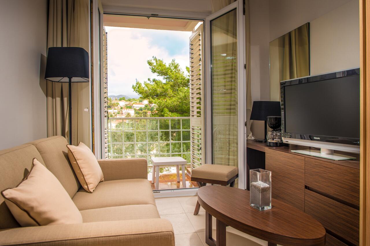 Vara pe Riviera Dubrovnik - TUI Blue Kalamota Island 4* (adults only) by Perfect Tour