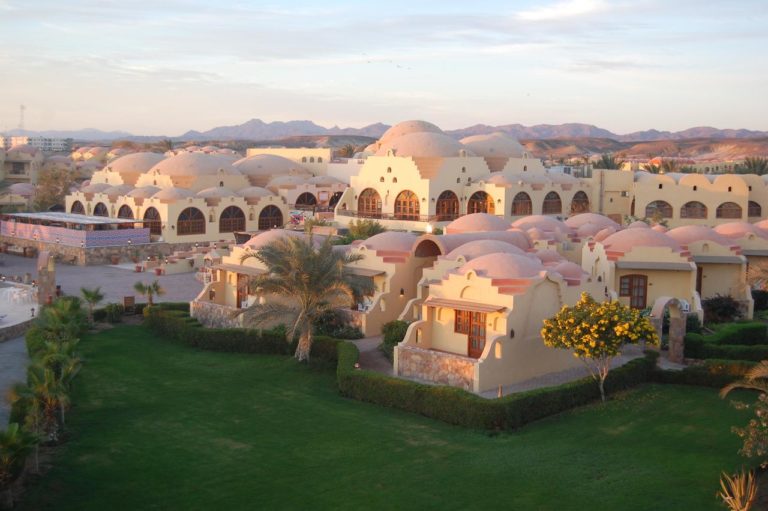 Bliss Abo Nawas Resort 4*