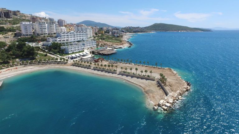 Santa Quaranta Premium Resort Saranda 5*