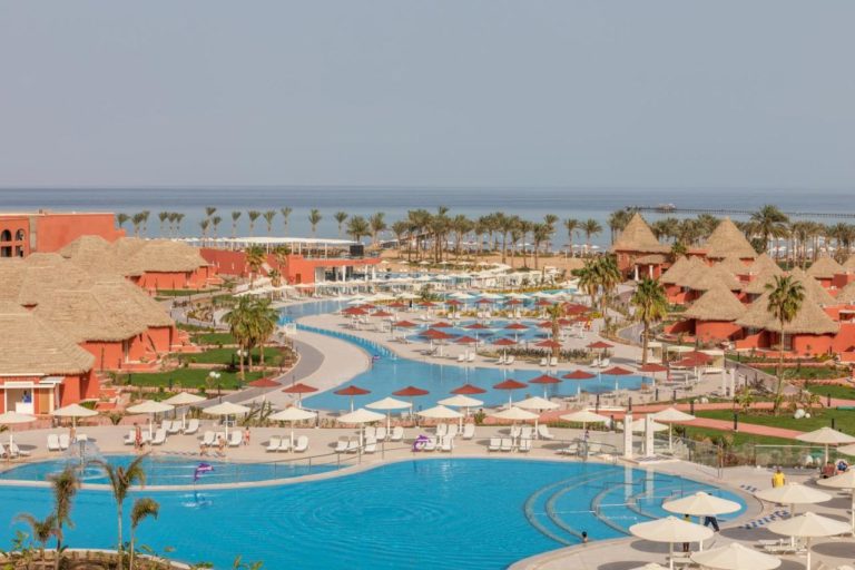 Albatros Laguna Vista Resort 5* (families and couples only)