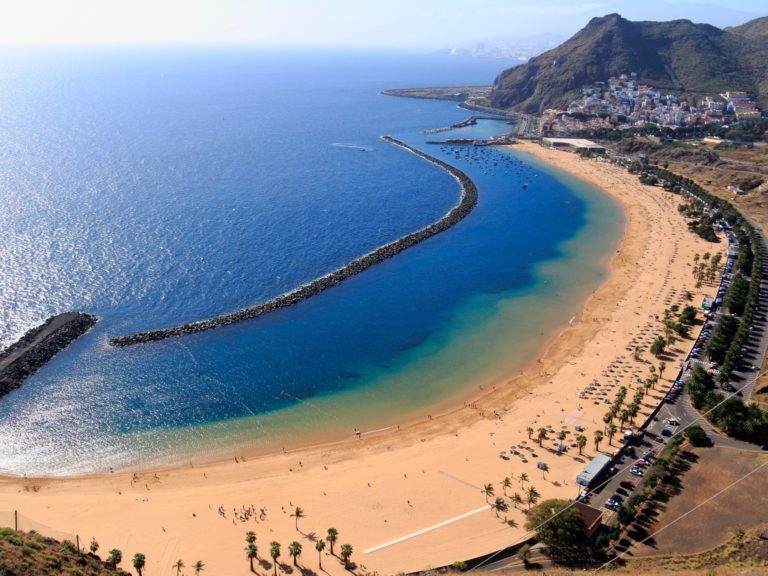 Oferta promotionala de la Lufthansa: bilet avion Bucuresti - Tenerife