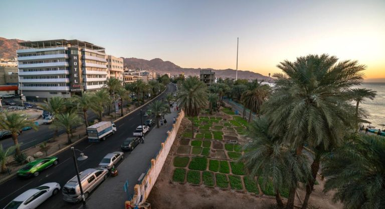 Nairoukh Hotel 4*