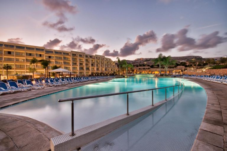 Revelion 2023 in Malta - db Seabank Resort + Spa 4*