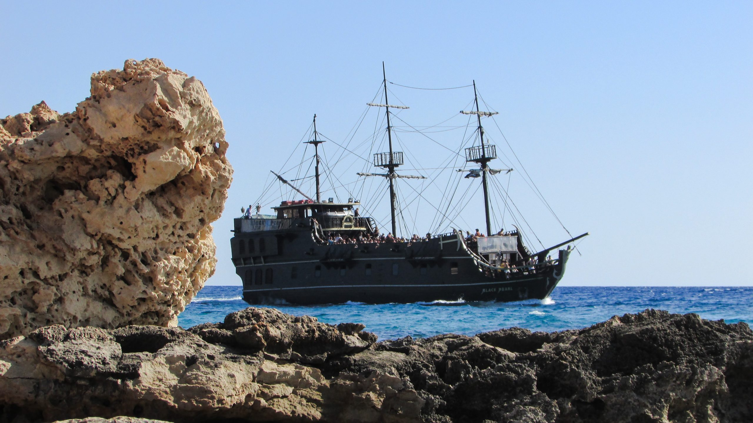Black Pearl Pirate Ship - Croazieră de o zi cu prânz - plecare din portul Ayia Napa