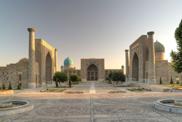 Fascinația Uzbekistanului (circuit 10 nopti)