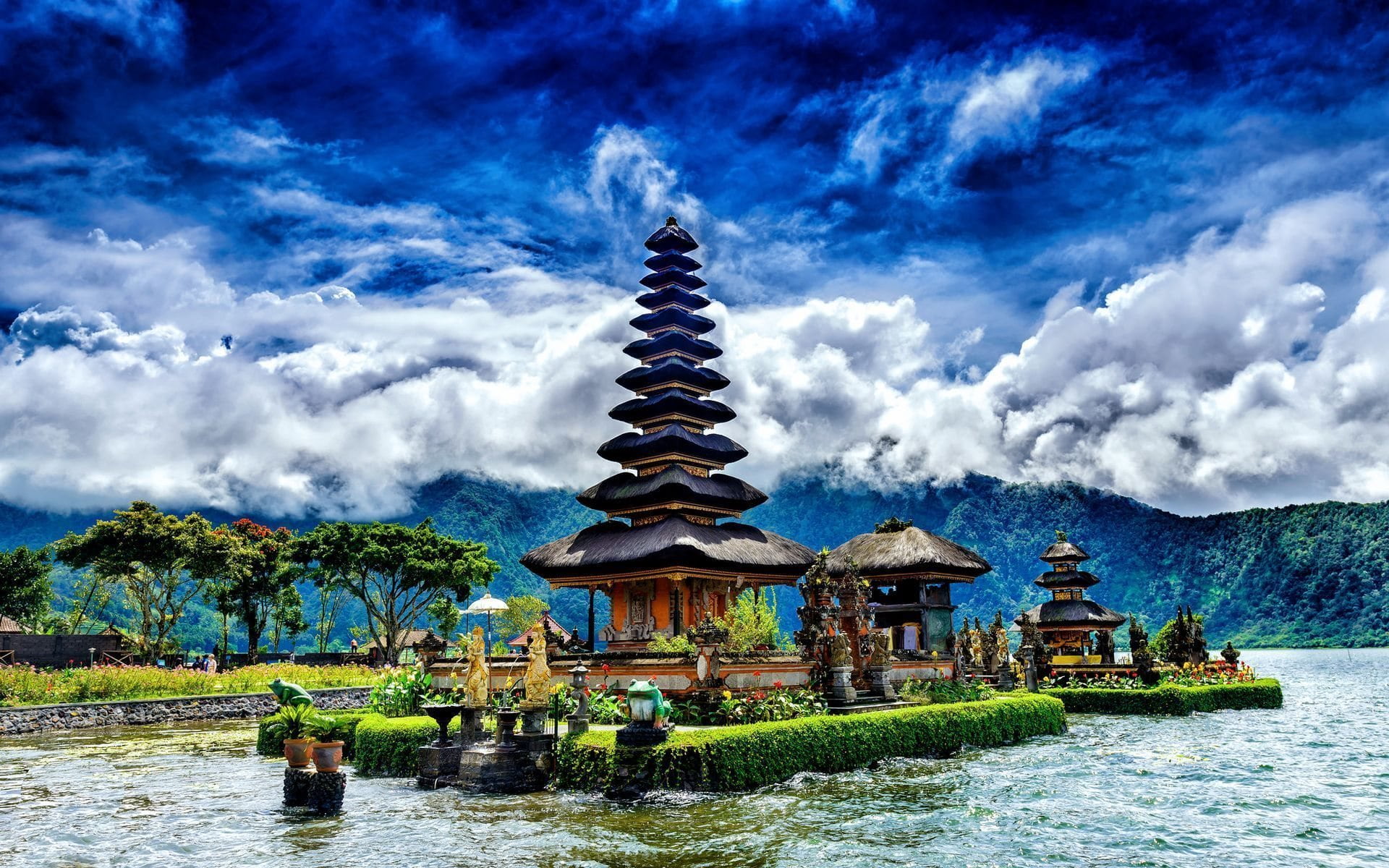 Fascinanta Bali și Java de Est (circuit 8 nopti) by Perfect Tour