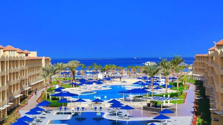 Amwaj Beach Club Abu Soma 4*