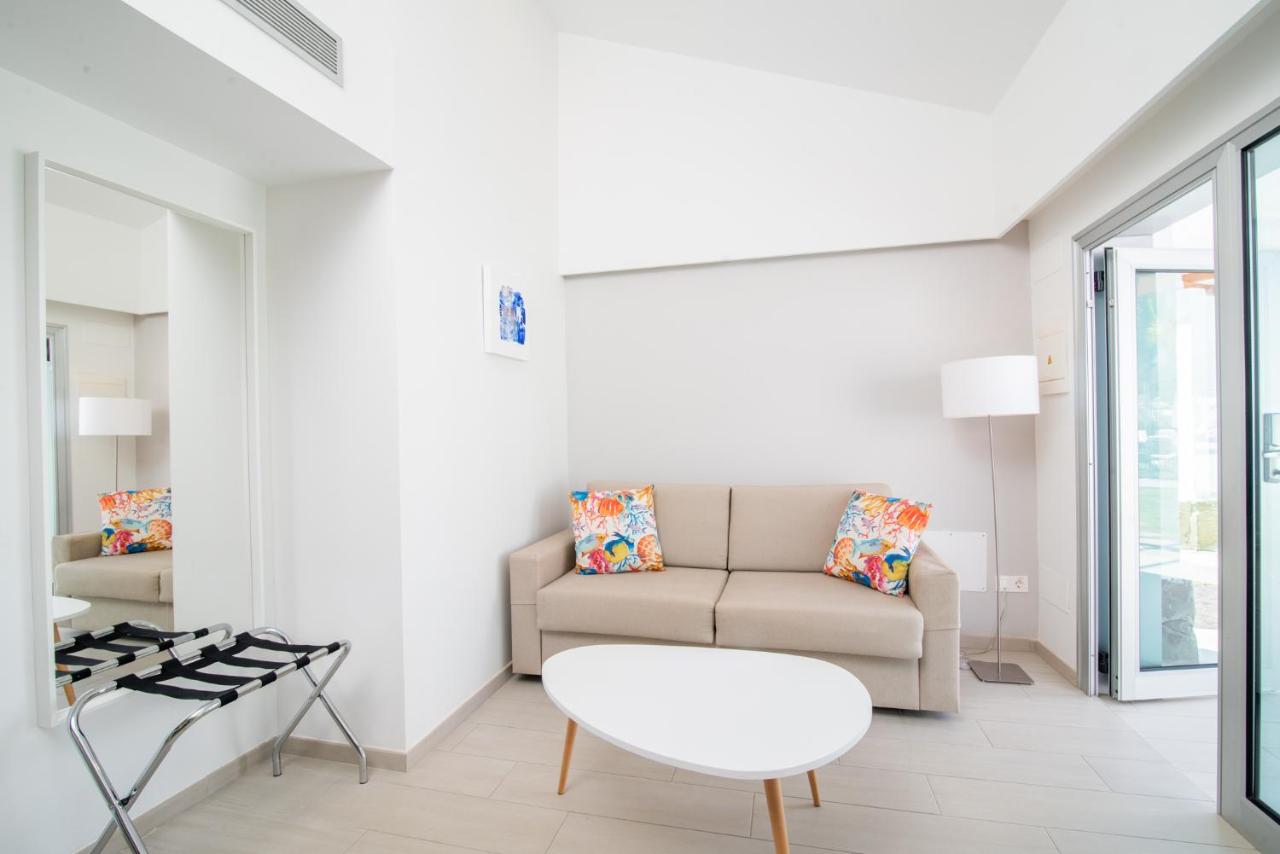 LIVVO Dunagolf Suites Hotel 4* by Perfect Tour - 2 | YEO