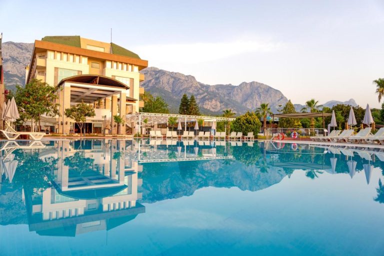 Sarbatori pascale in Antalya - Armas Gul Beach Hotel 5*