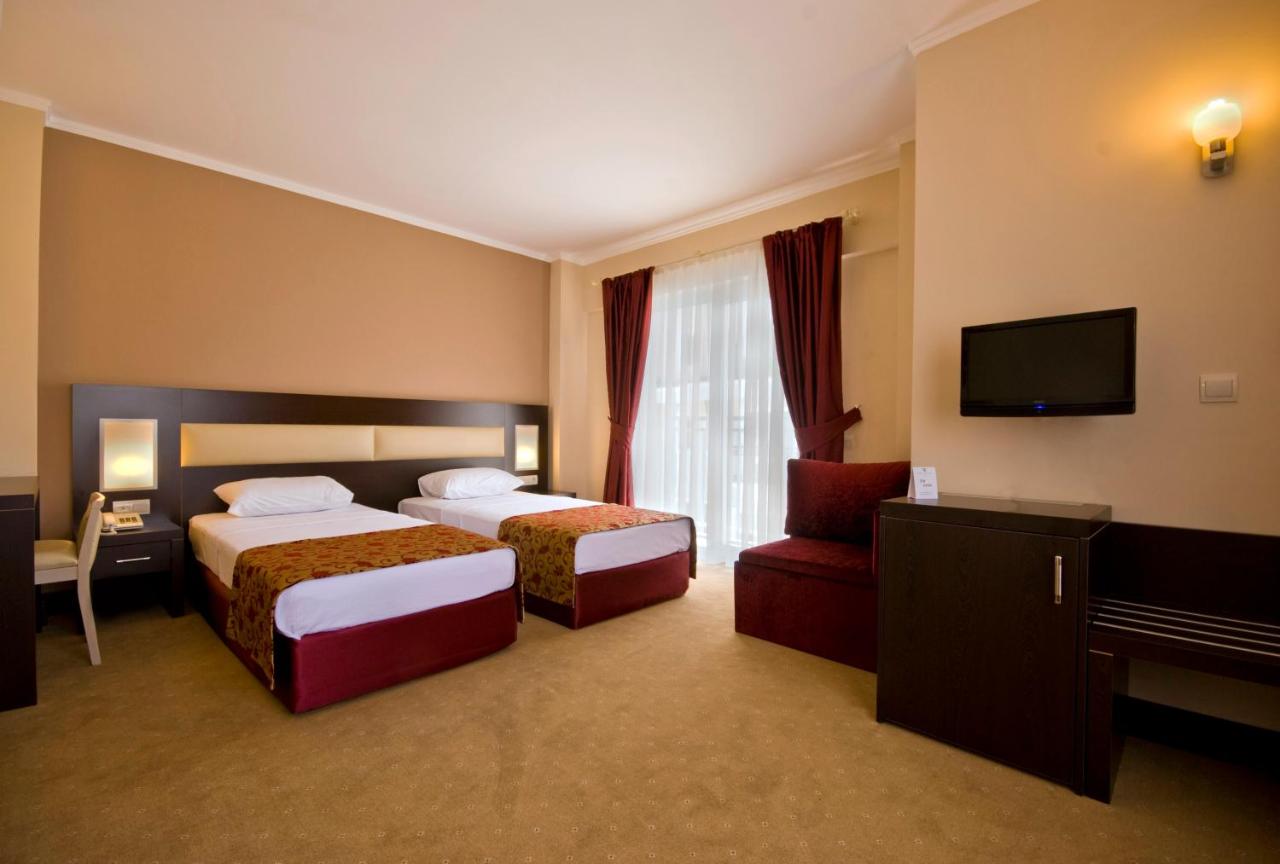 Sarbatori pascale in Antalya - MG White Lilyum Hotel 5* by Perfect Tour