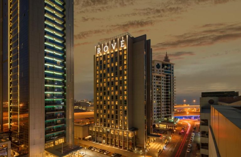 Rove Dubai Marina Hotel 3*