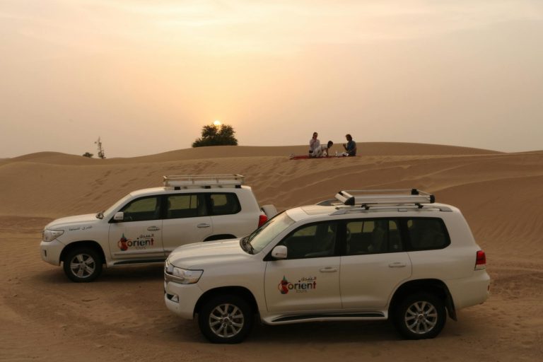 Classic Desert Safari cu Cină Barbecue și Activități în Camp