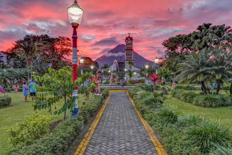 Oferta speciala de la Air France: bilet avion Bucuresti - San Jose (Costa Rica)