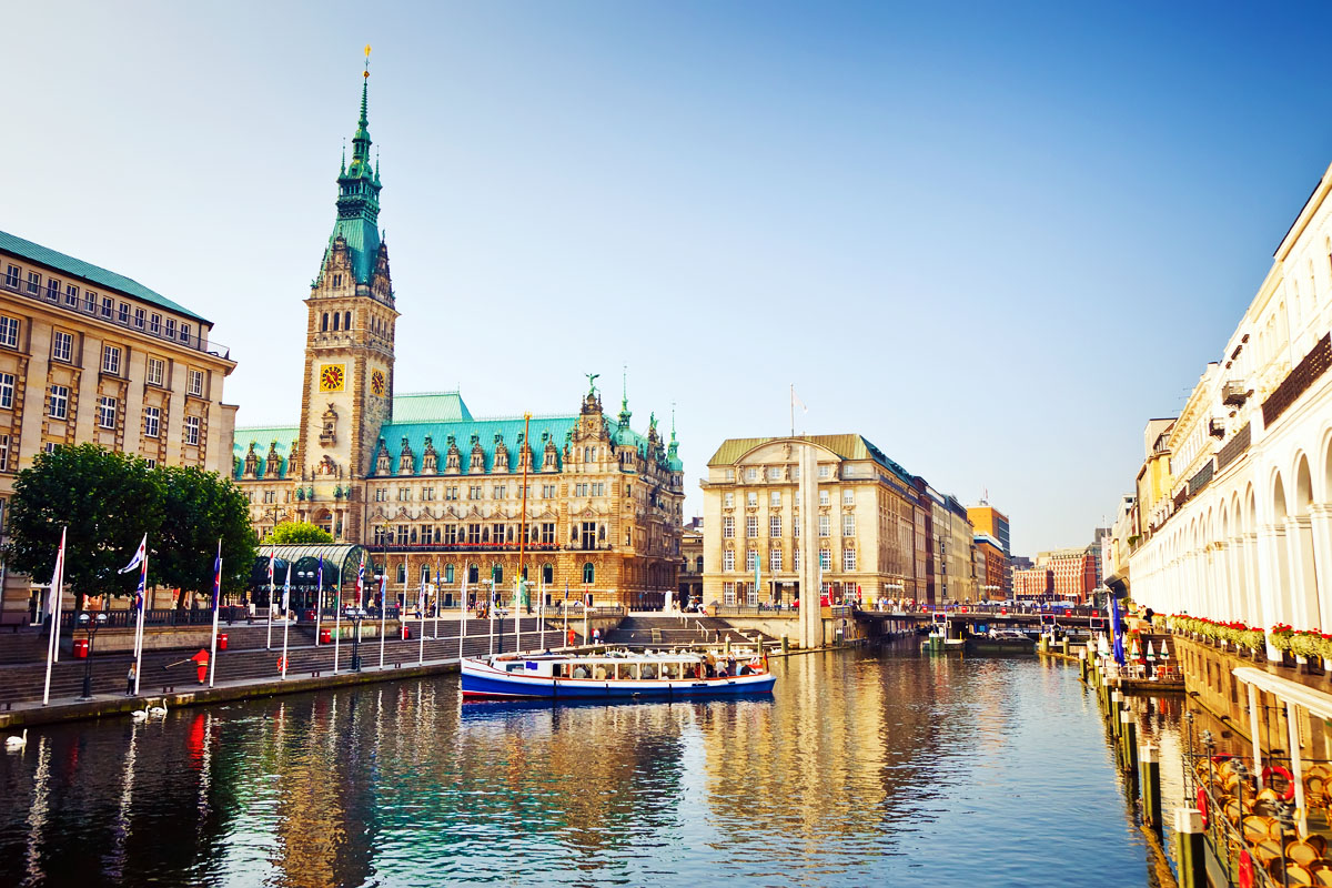 Oferta speciala de la Austrian: bilet avion Bucuresti - Hamburg by Perfect Tour