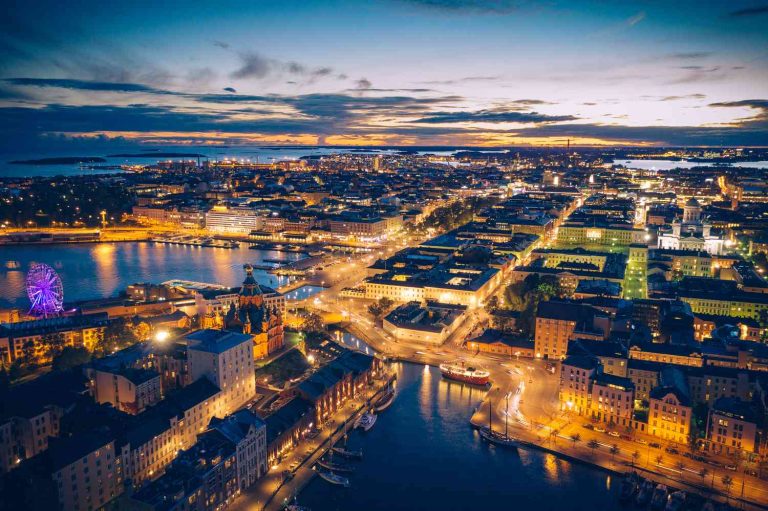 Oferta de la KLM: bilet avion Bucuresti - Helsinki