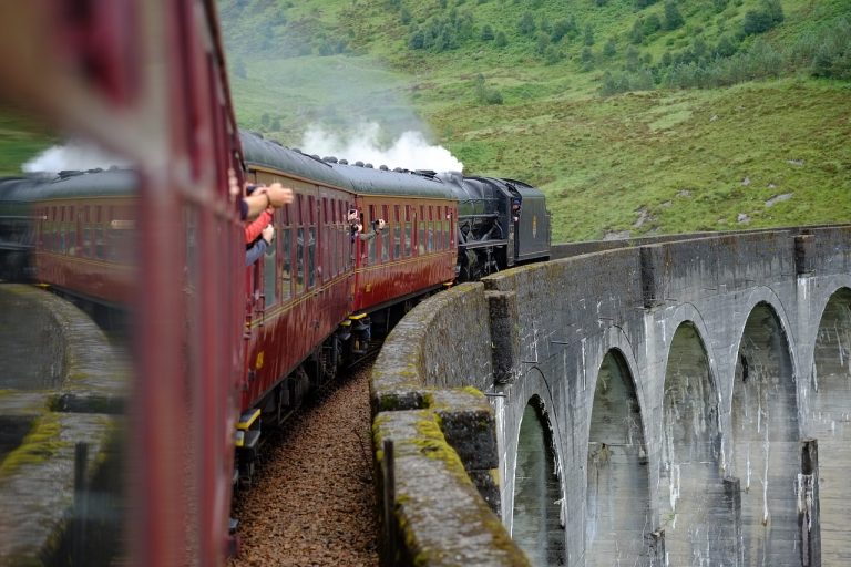Excursie pitorească de o zi în Highlands si plimbare cu Trenul Harry Potter