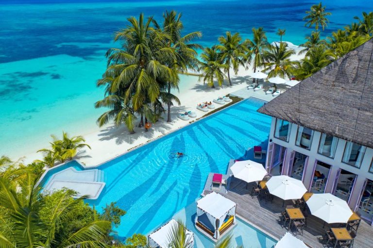 OZEN Life Maadhoo 5*