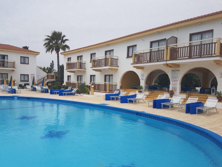 Cosmelenia Hotel Apartments 3*