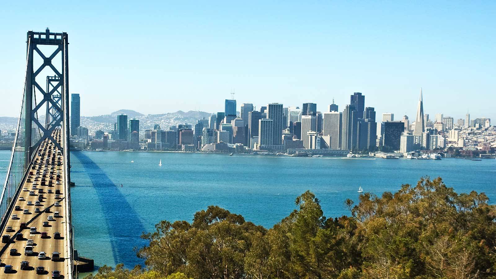 Oferta speciala de la KLM: bilet avion Bucuresti - San Francisco