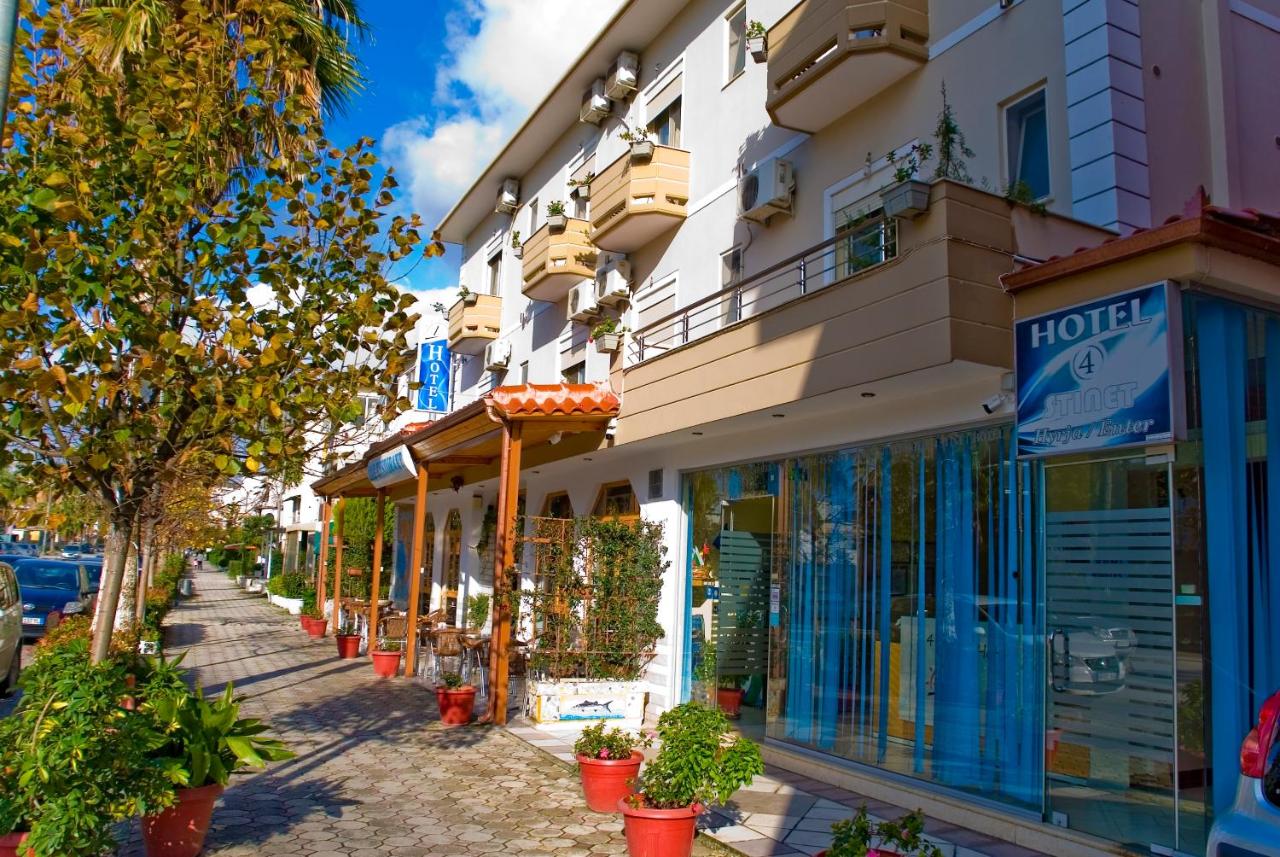 4 Stinet Hotel 3*