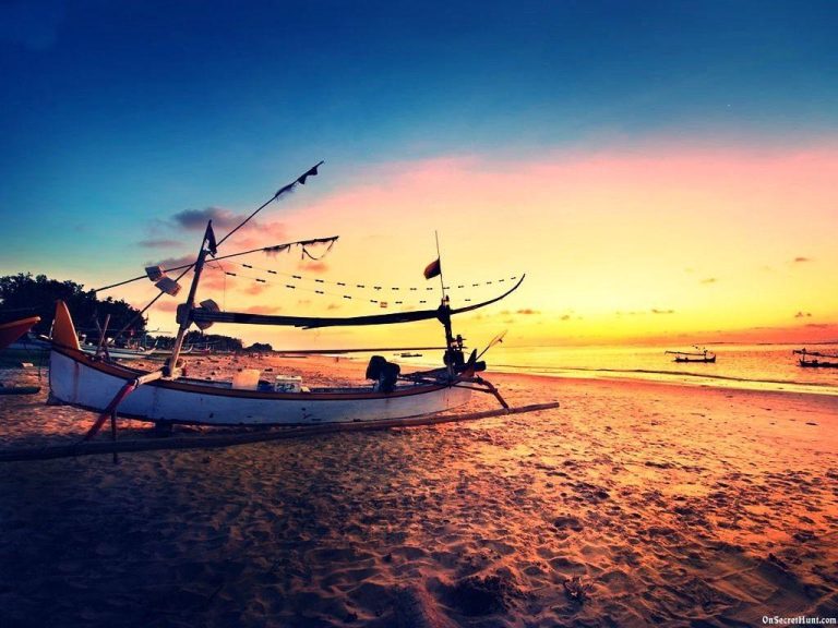 Sejur Singapore & Island Hopping în Indonezia - Sejur Individual (26 zile / 23 nopți)