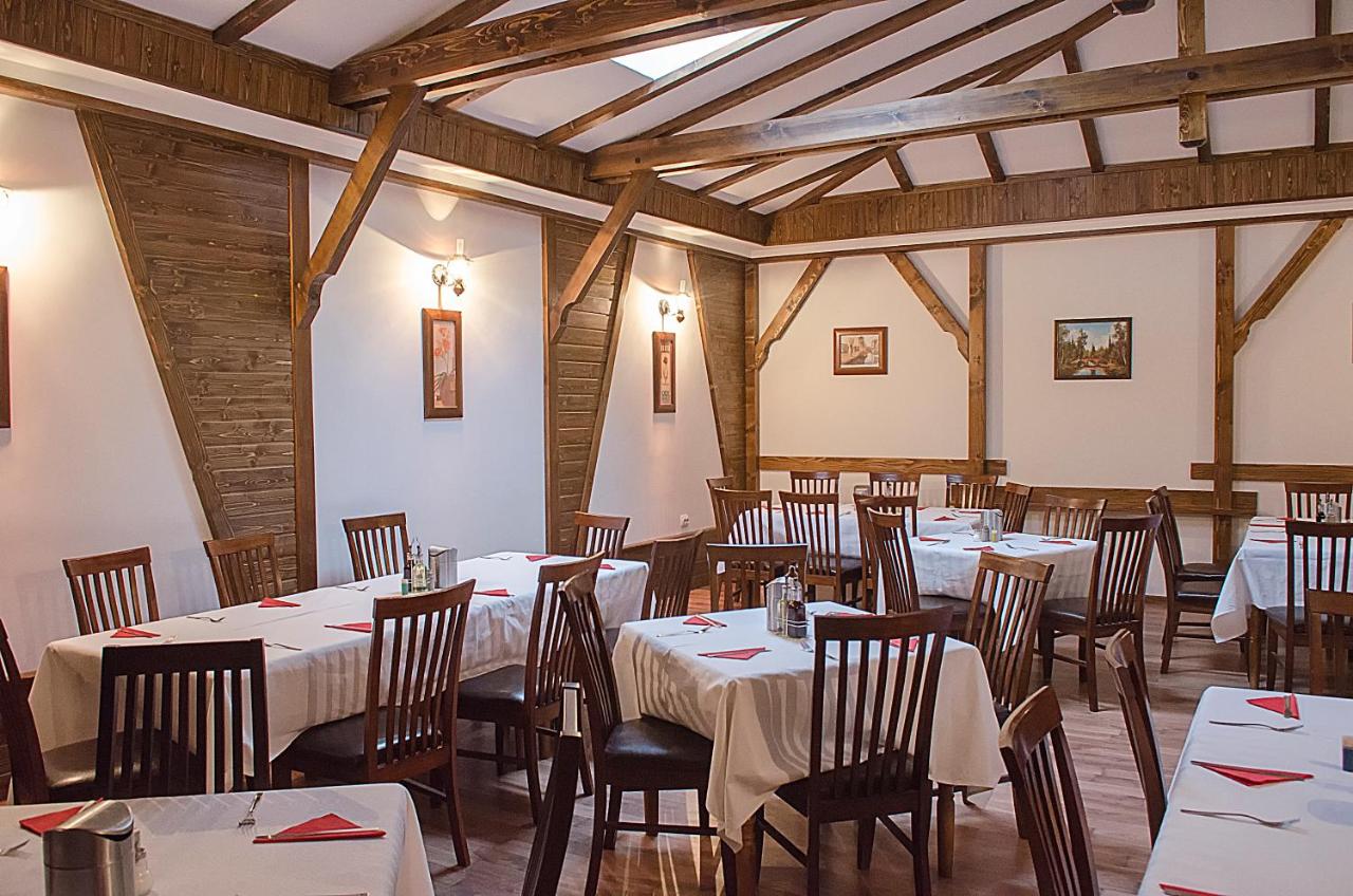 Craciun in Bucovina la Casa Elena Resort & SPA 4*, Voronet by Perfect Tour