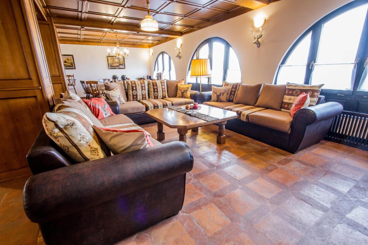 Sarbatori Pascale la Villa Siana 4*, Bran by Perfect Tour - 2 | YEO