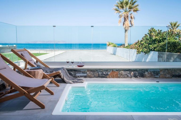 Niriides Palace 4*