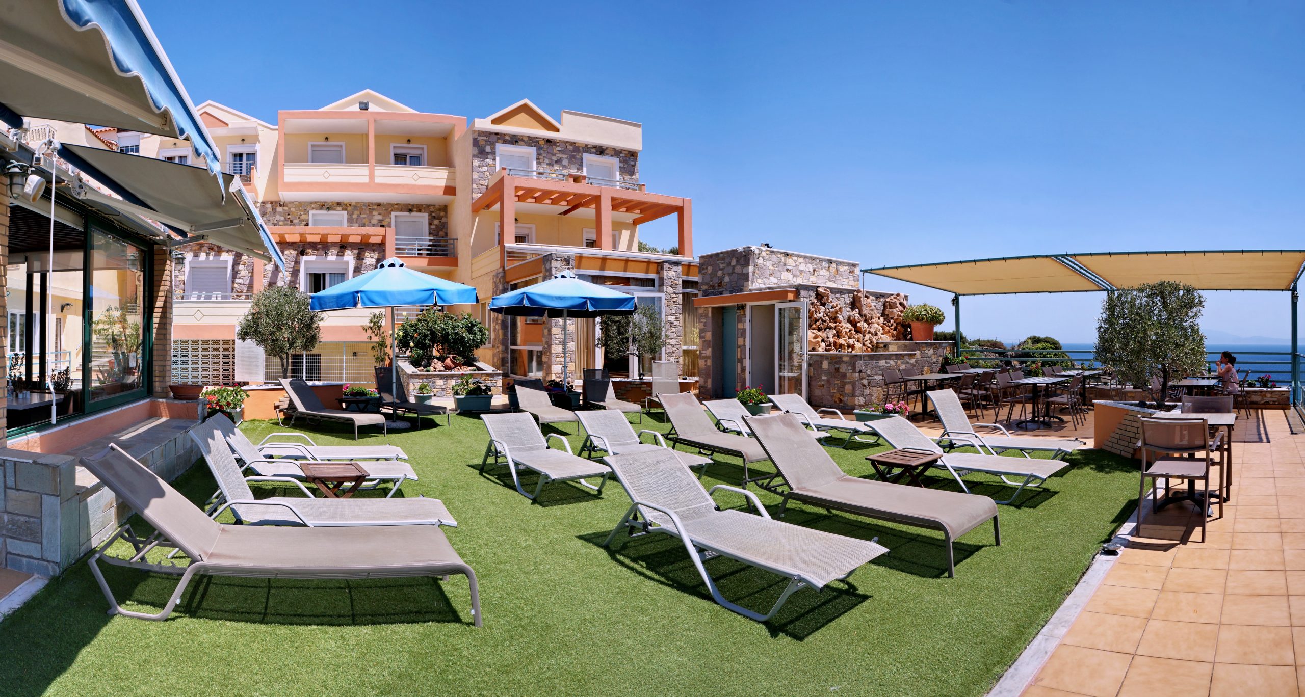 Vicky Hotel and Studios 3* by Perfect Tour