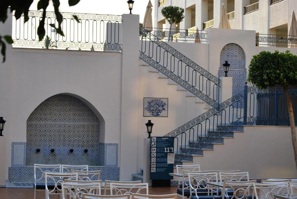 Mac Puerto Marina Benalmádena 4* by Perfect Tour - 1 | YEO