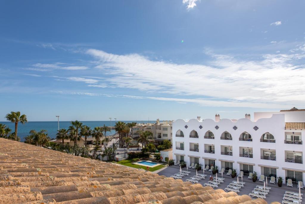 Mac Puerto Marina Benalmádena 4* by Perfect Tour - 6 | YEO