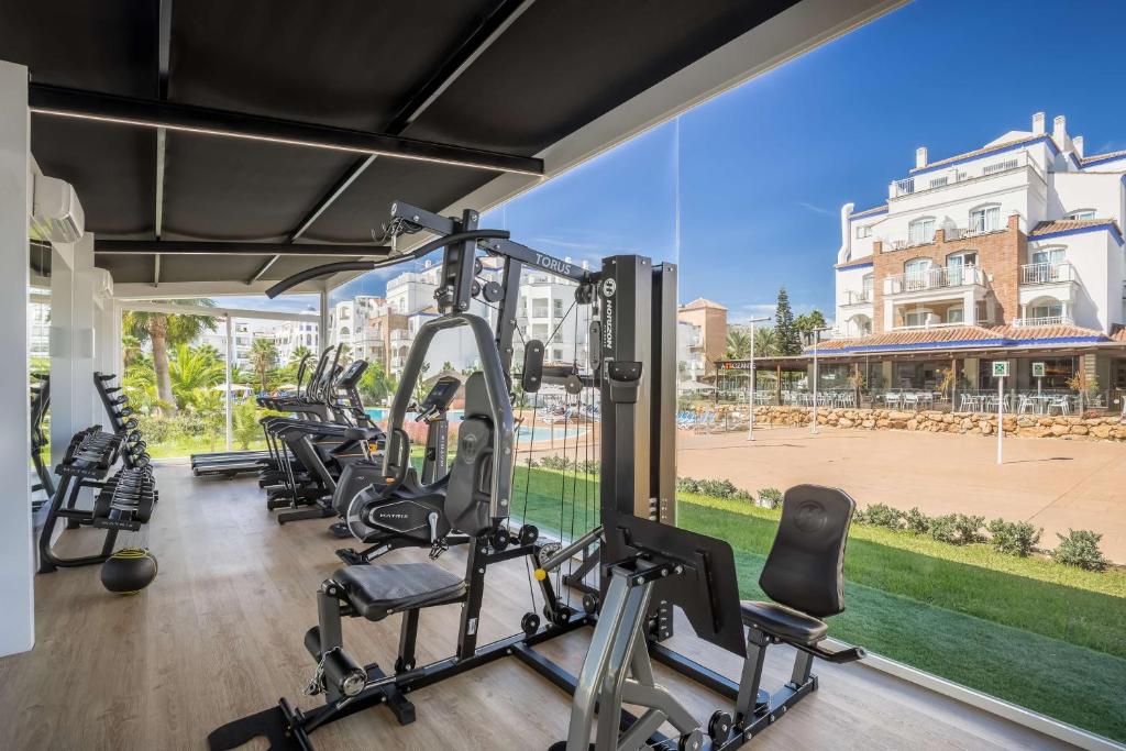 Occidental Torremolinos Playa 4* by Perfect Tour - 2 | YEO