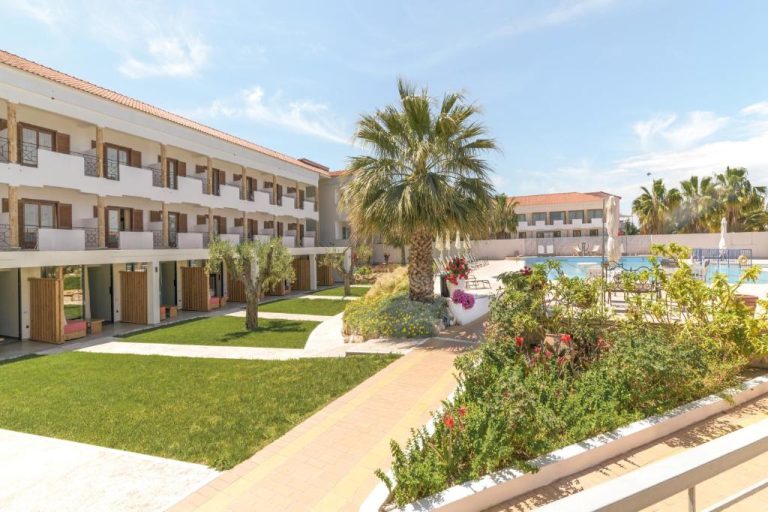 Tresor Sousouras 4*