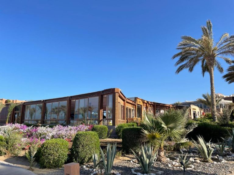 Dream Lagoon Resort & Aqua Park 4*