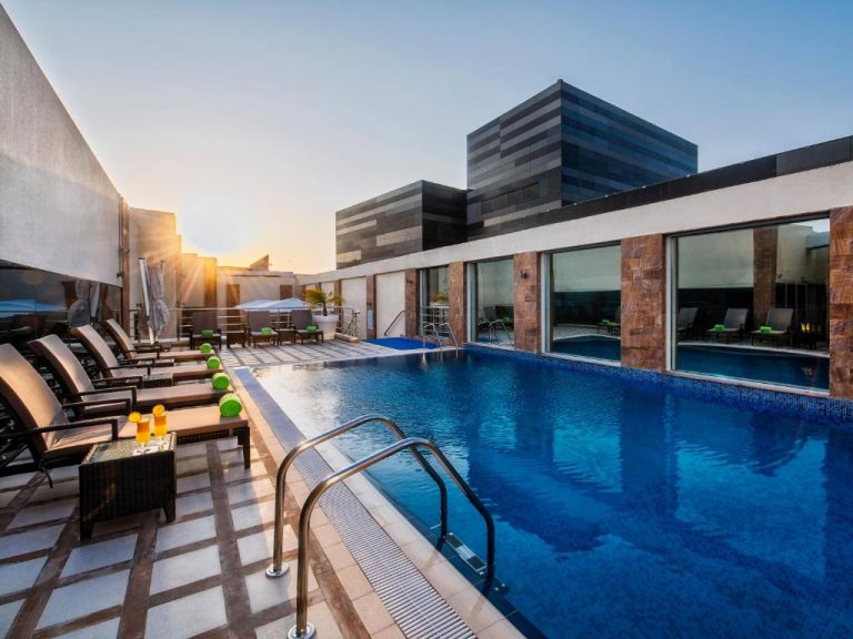 Revelion in Qatar - Golden Tulip Doha 5*