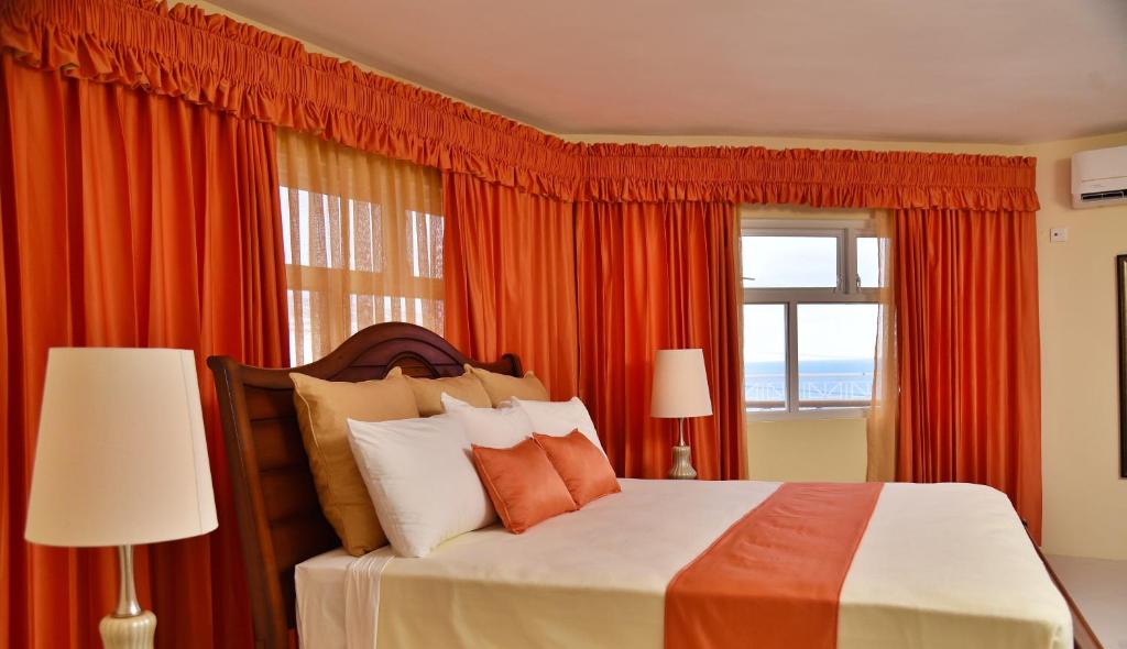 Vacanta Jamaica - Grand A View Hotel 4* by Perfect Tour