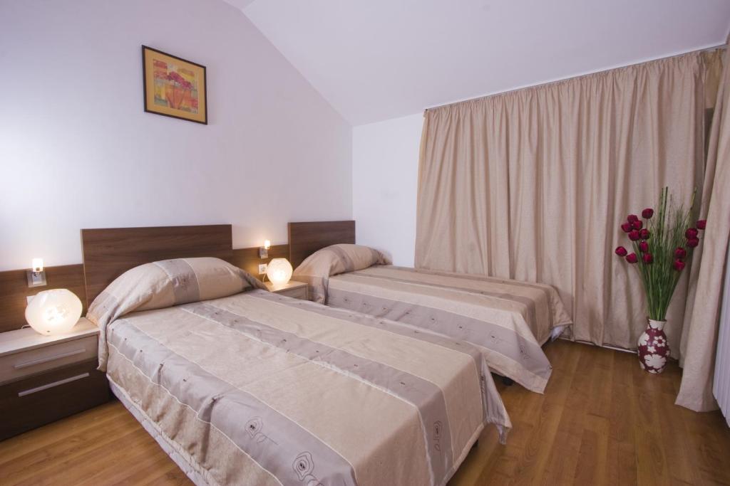 La ski in Bansko - Belvedere Holiday Club 4* by Perfect Tour - 1 | YEO