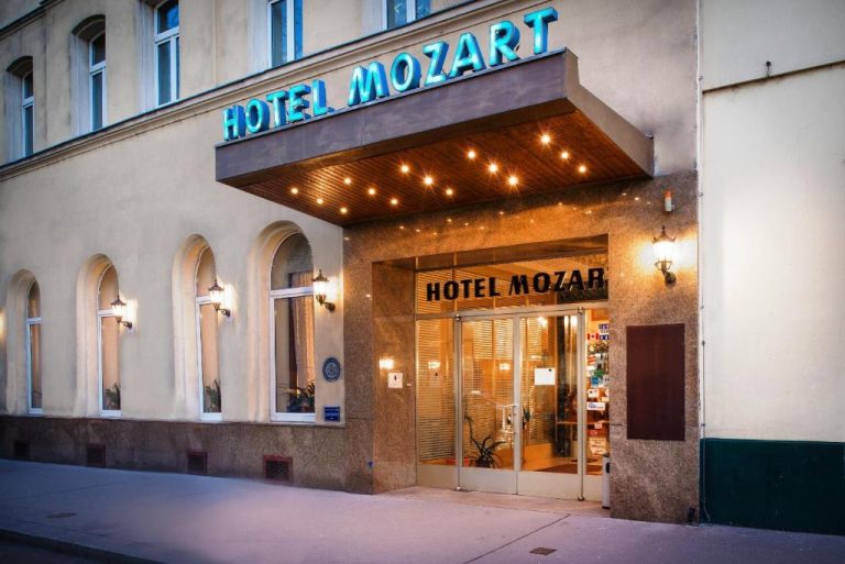 Mozart Hotel 3*