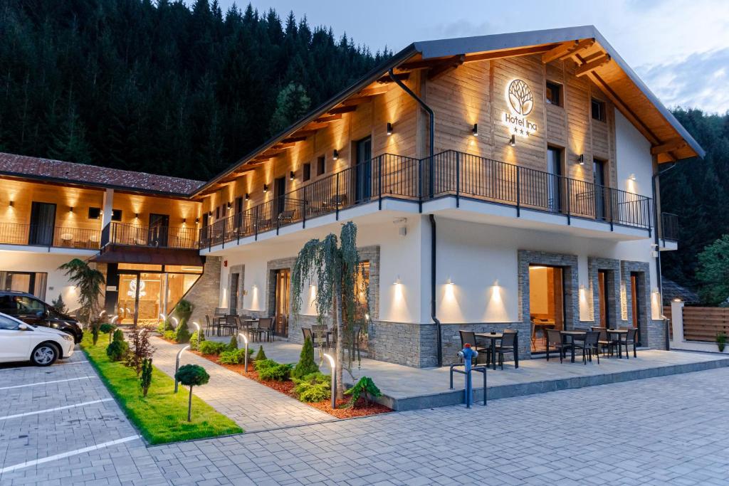 Craciun la Ina Hotel 3*, Borșa by Perfect Tour