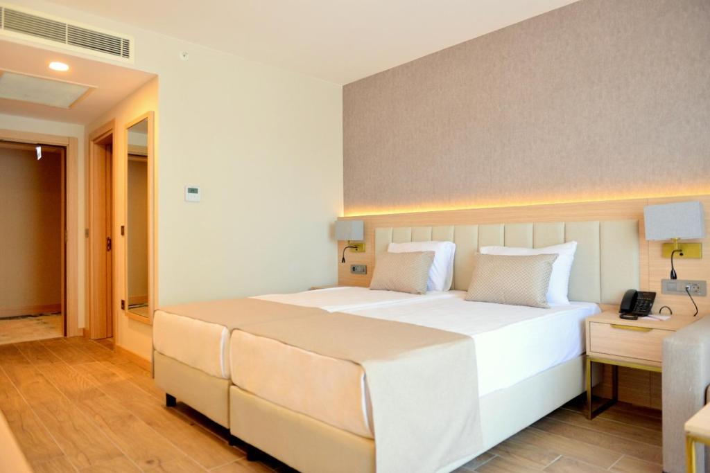 Luna Vista Hotel Belek 5* by Perfect Tour - 1 | YEO