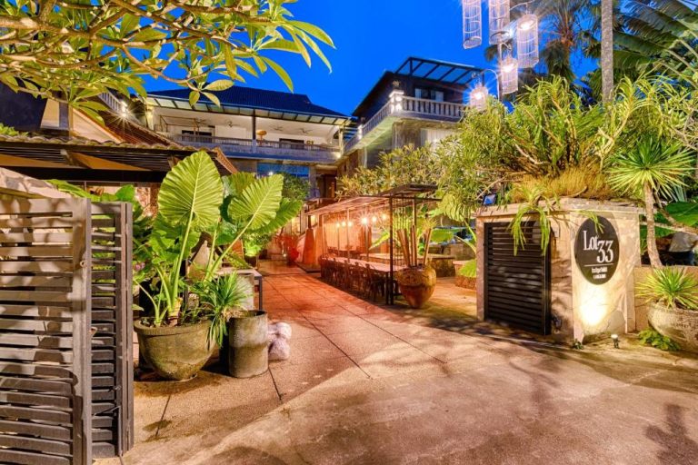 Lot 33 Boutique Hotel 4*