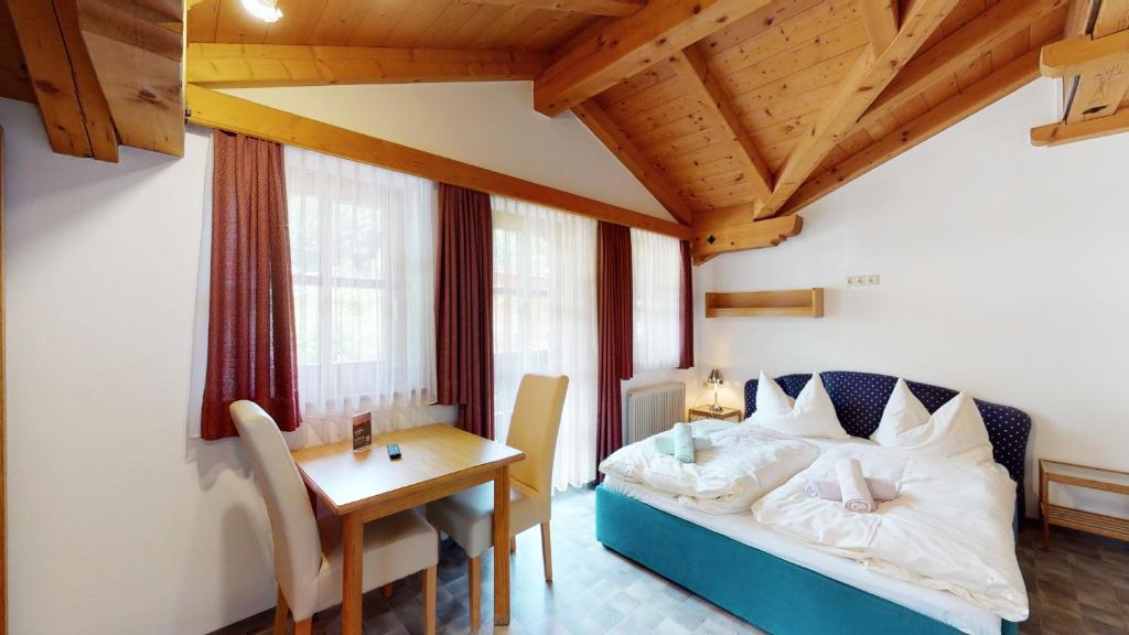 Pension Lederergütl 3* by Perfect Tour - 4 | YEO