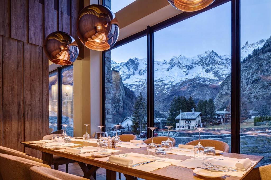 La ski in Italia - Grand Hotel Courmayeur Mont Blanc, by R Collection Hotels 5* (Courmayeur) by Perfect Tour - 4 | YEO