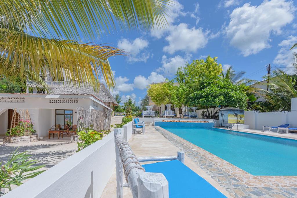 Marea Boutique Hotel 3* by Perfect Tour - 1 | YEO