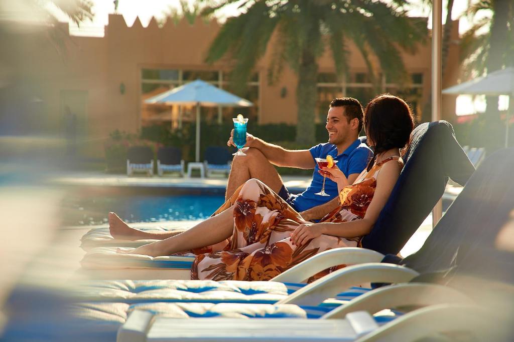 Al Hamra Village Hotel 4* by Perfect Tour