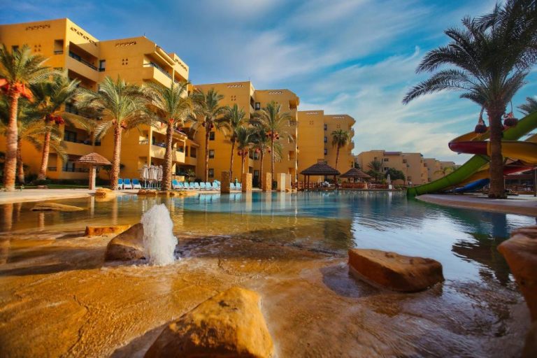 Revelion in Egipt - Eagles Downtown Zahabia Resort & Aqua Park 3*