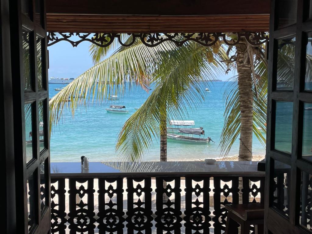 Mizingani Seafront Hotel 4* by Perfect Tour - 6 | YEO